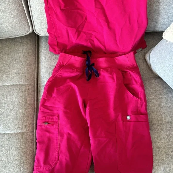 Figs scrub set - Picture 2 of 3